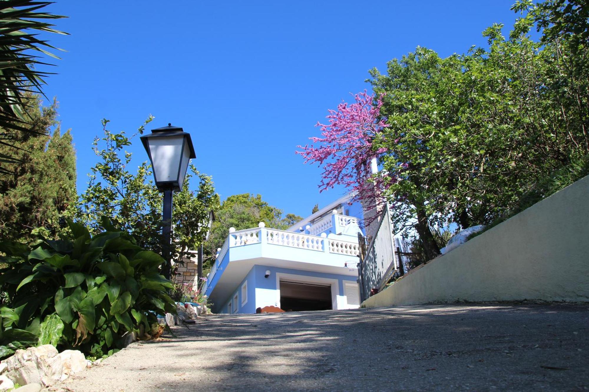 Bettina 1st Floor Villa